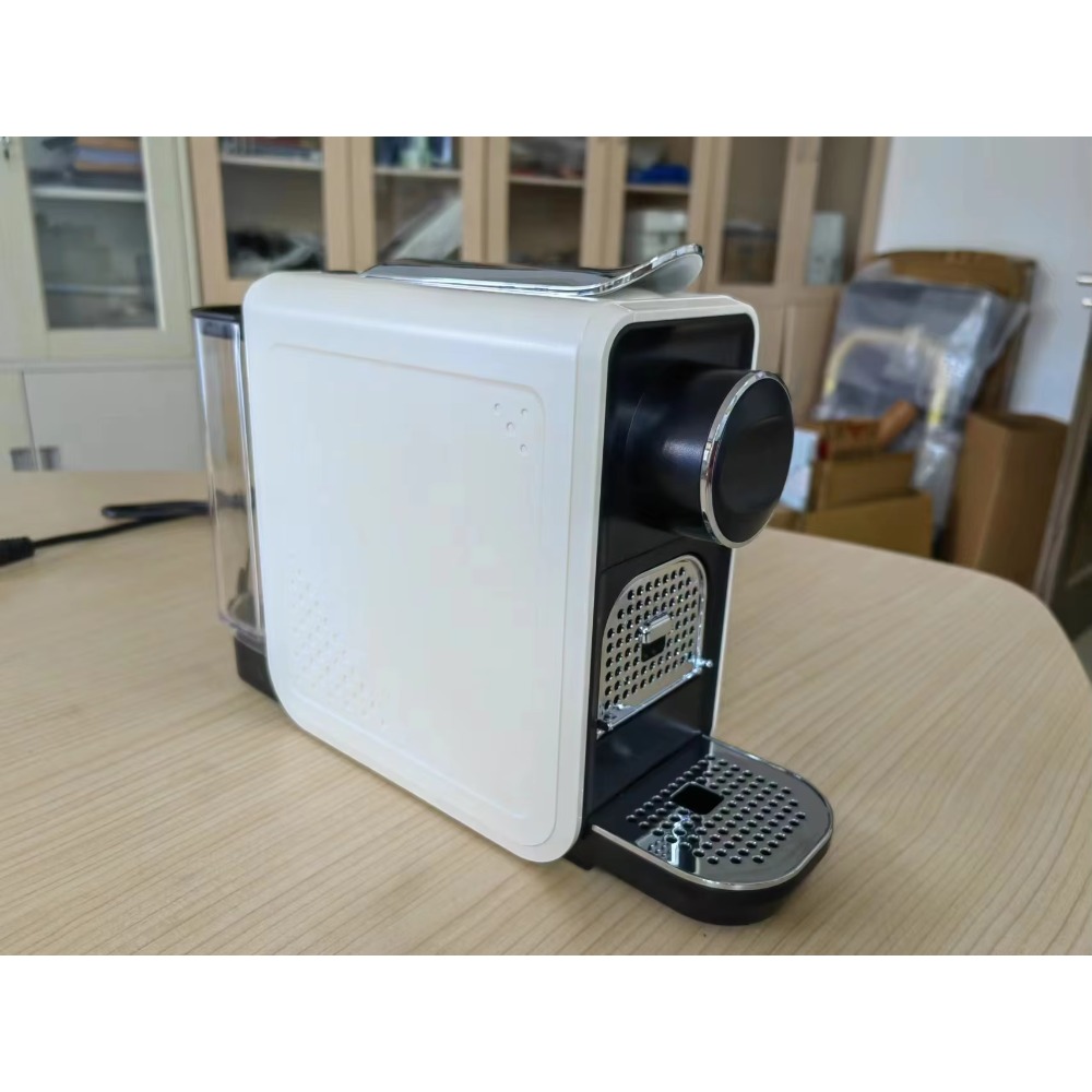 業務用コーヒーメーカー（パン屋向け）ポンプコア部品 - Coffee & Tea Garden Lincoln Menu のレビューと価格